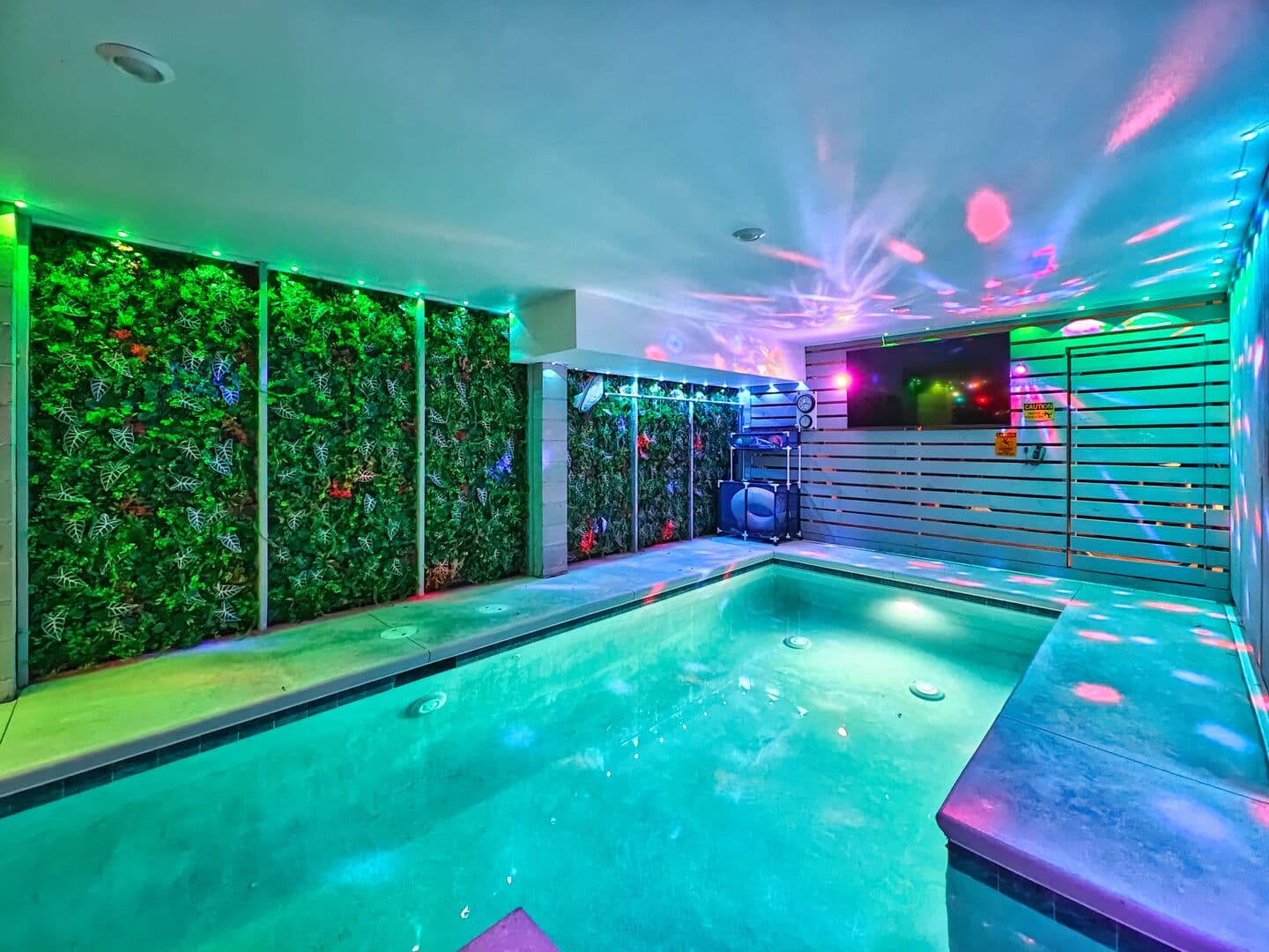 Golfers Dream - Image 86