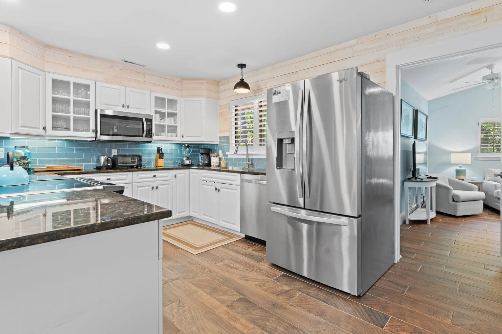 Island Time - Image 9