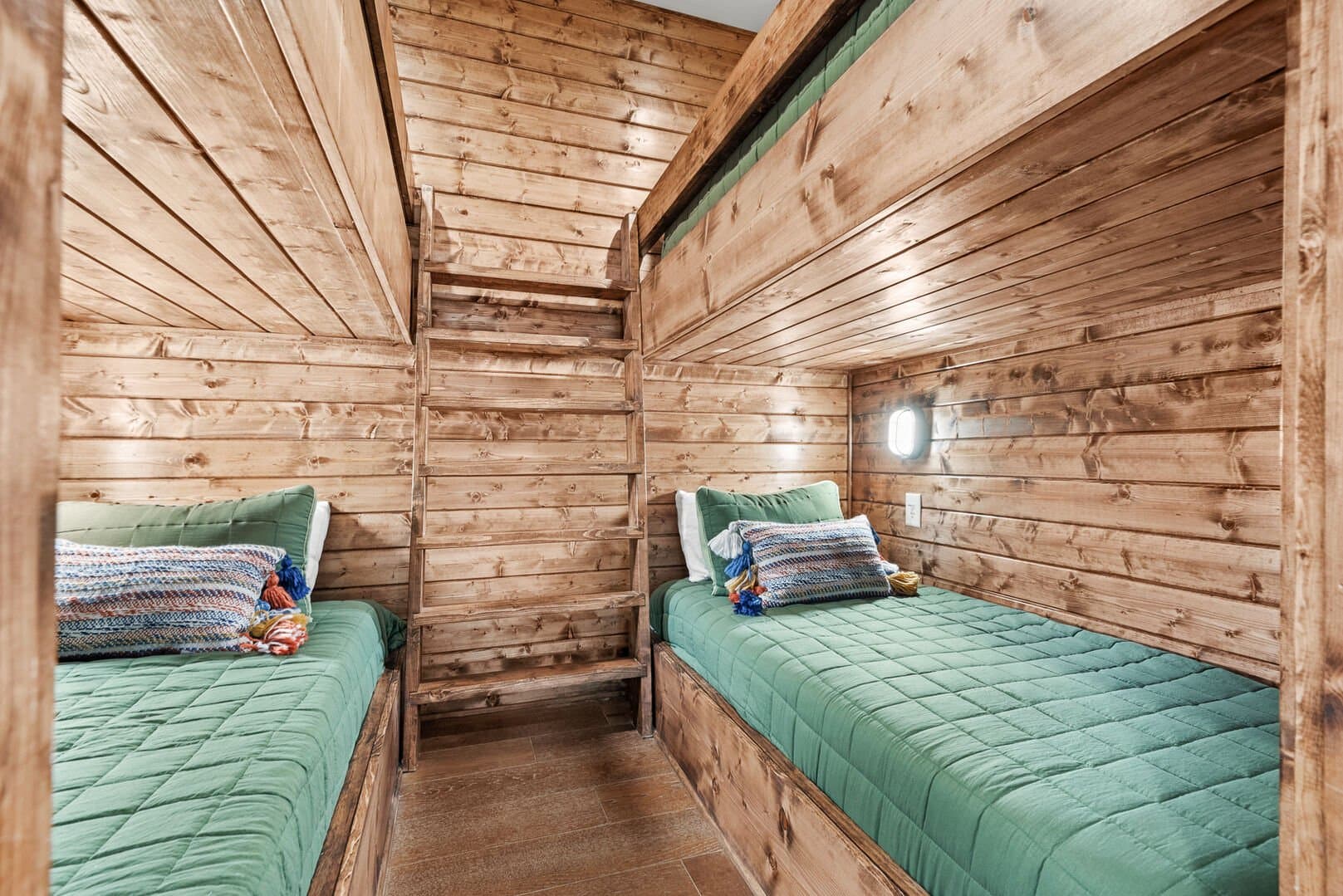 Vesper Lodge at Eagle Nest - Image 21