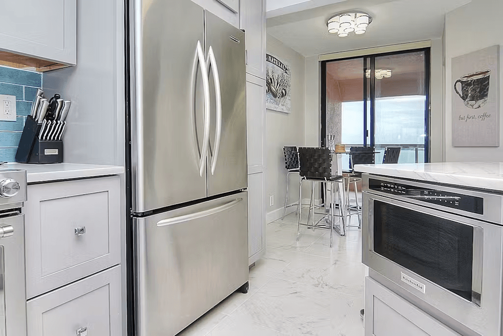 Sand Key Residence - Image 8