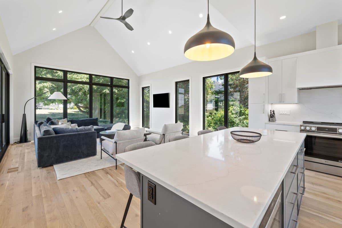 Nauset Heights Luxury - Image 21