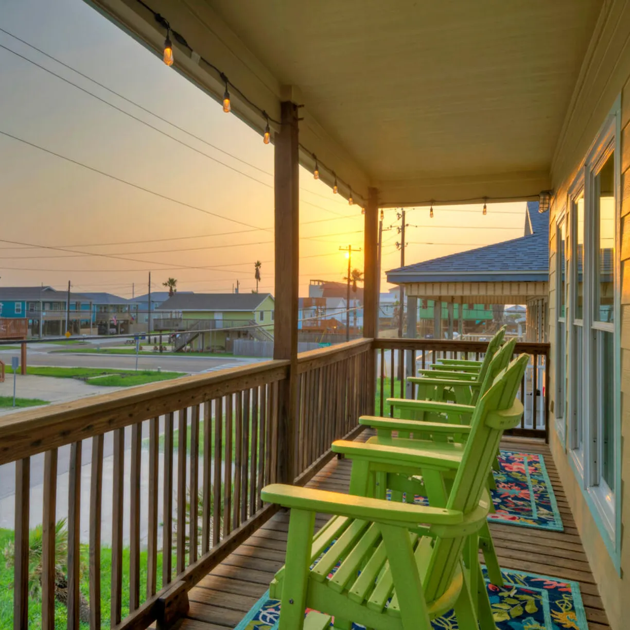 Moxy's Beach House - Image 59