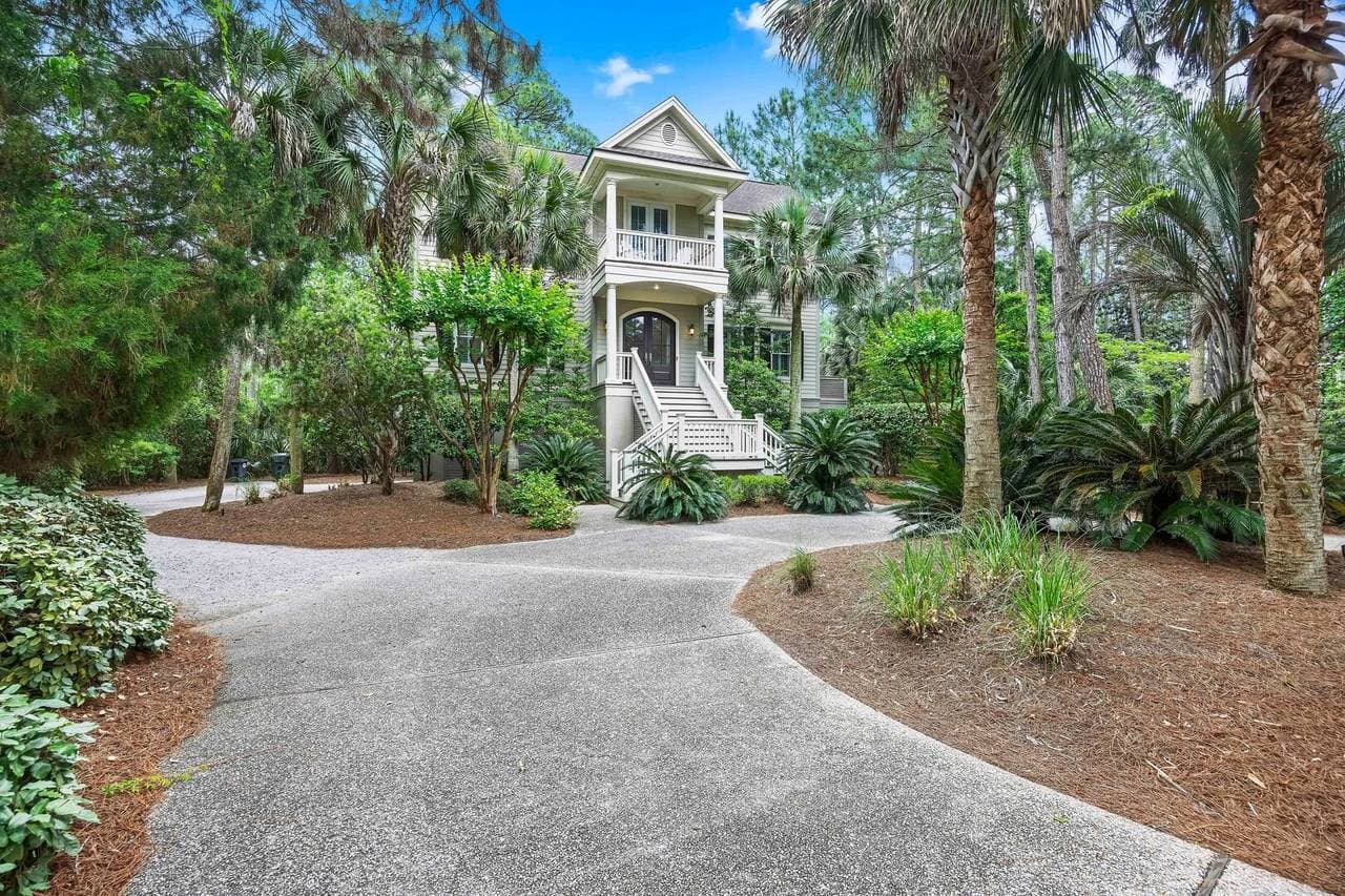 Curlew Court - Image 1