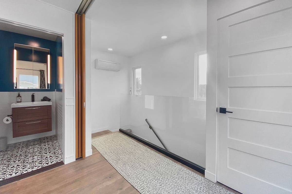 Sunset Paradise - Image 31