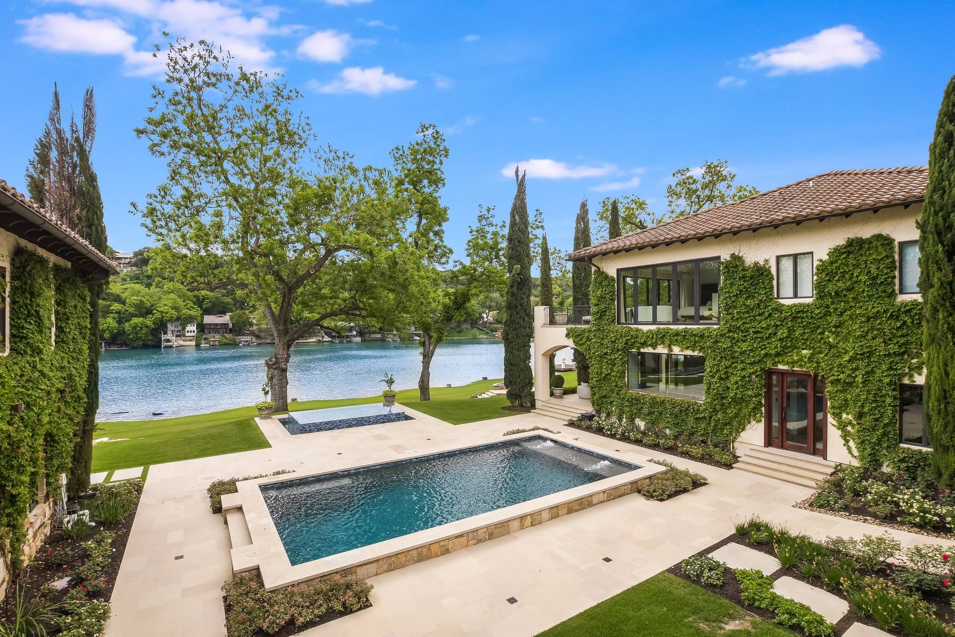 Crown Jewel on Lake Austin - Image 40