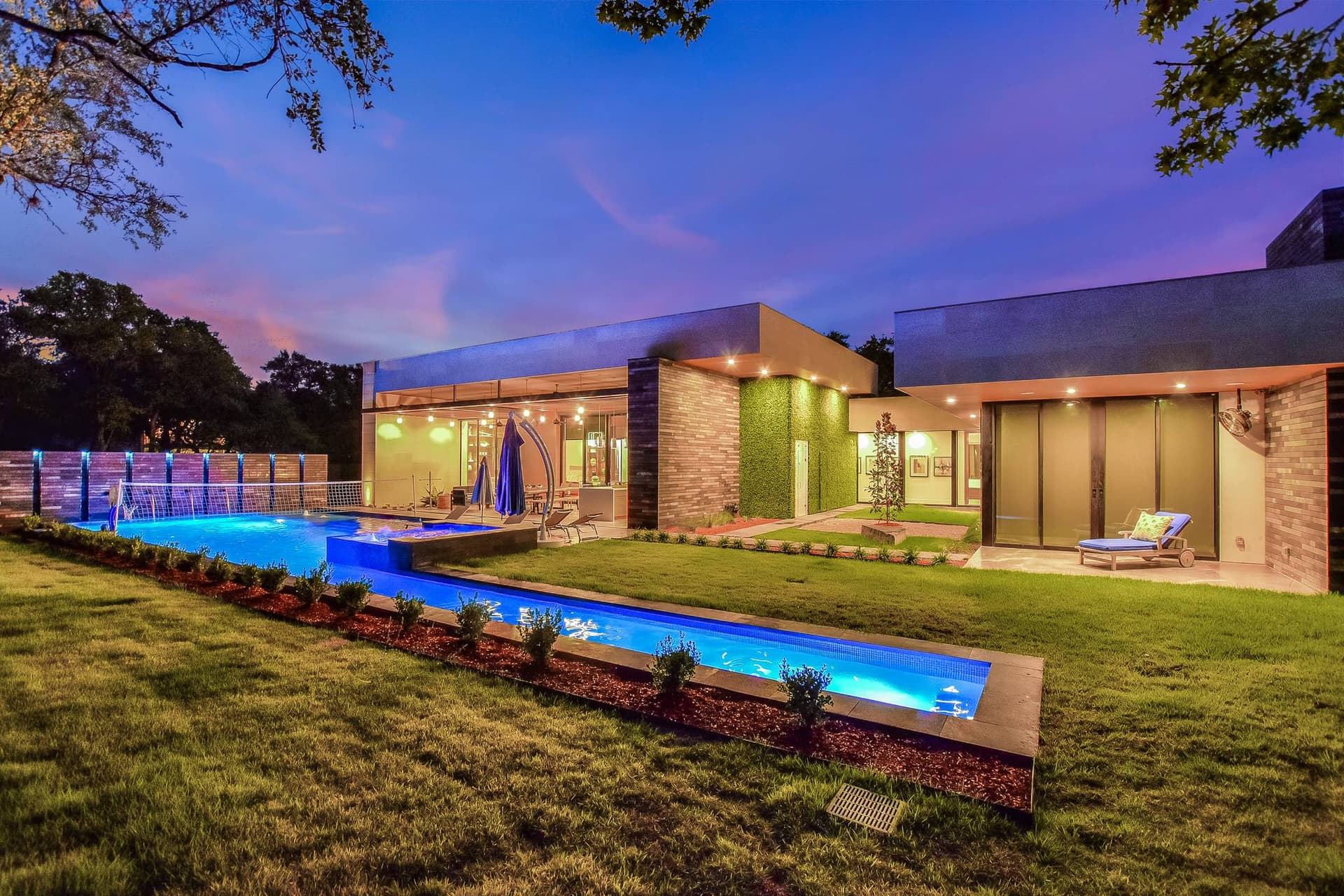 Austin Pinnacle - Image 16