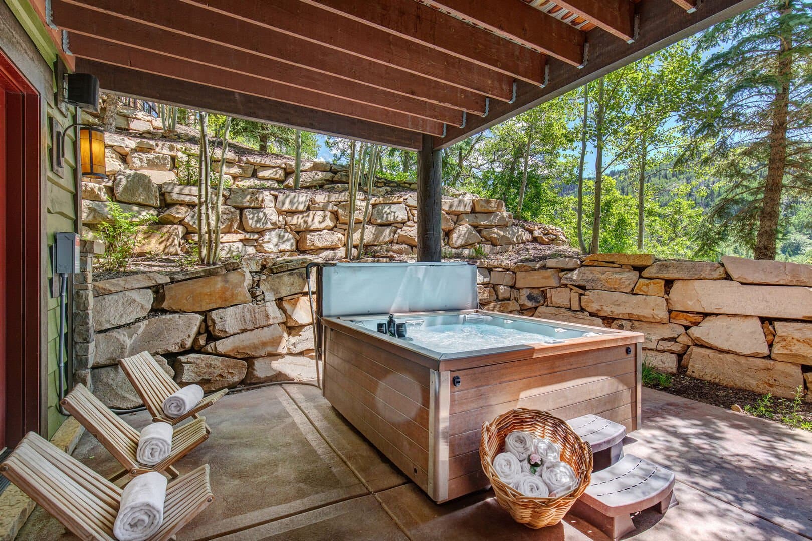 Benoit Lookout Estate - Image 2