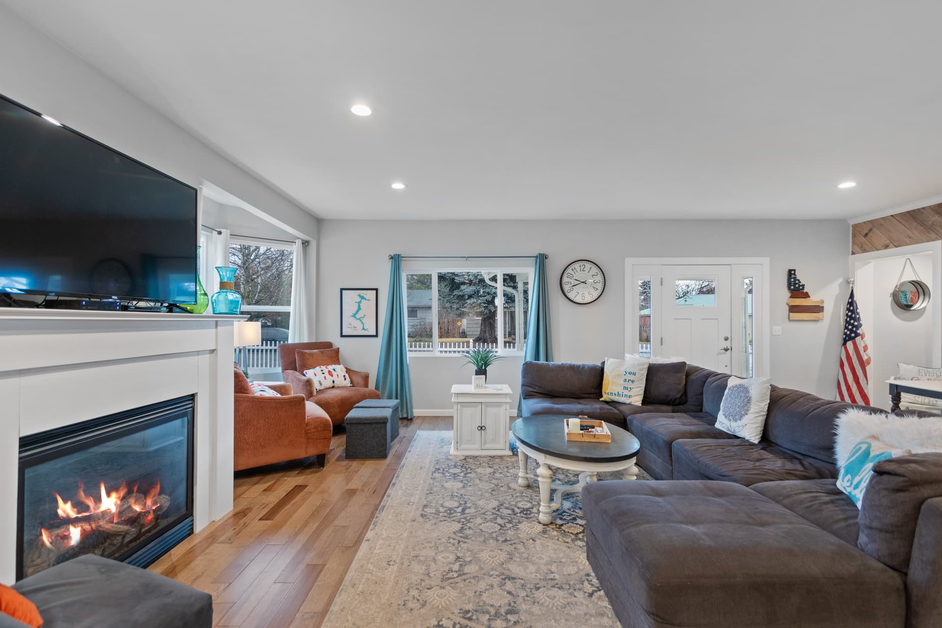 Cottage On The Corner - Image 16