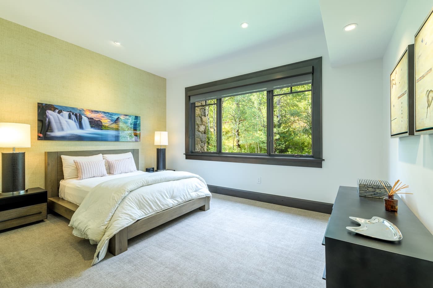 Lay Of The Land At Hummingbird Lodge - Image 26