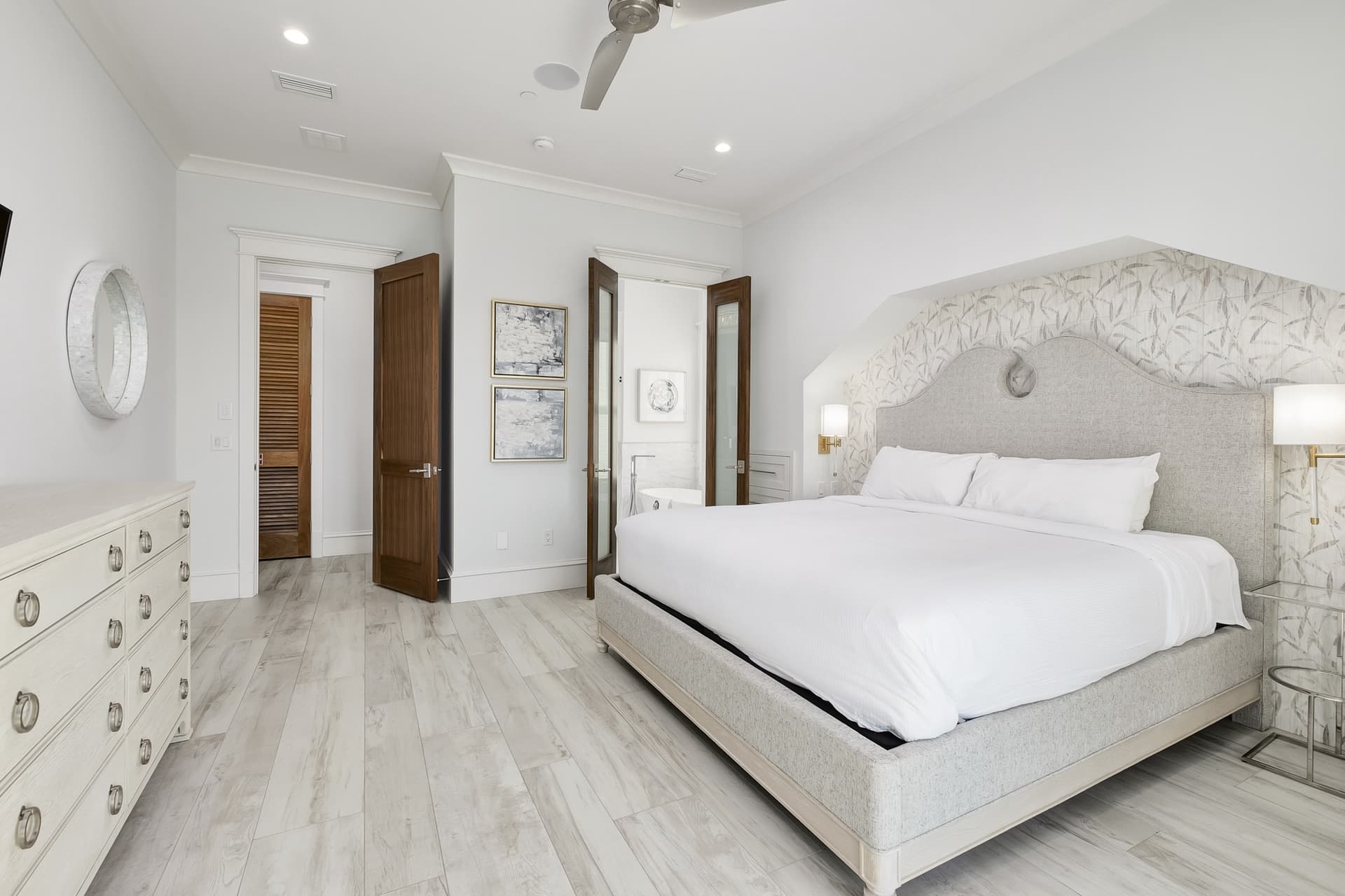 Casa Blanco - Image 48