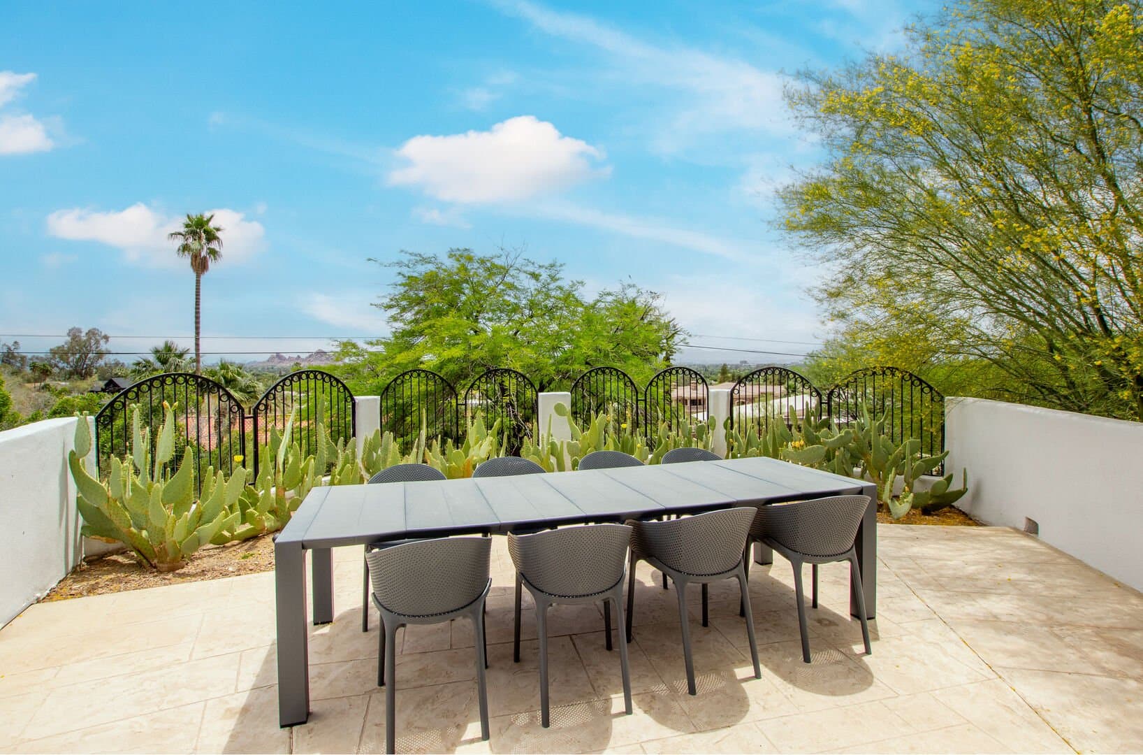 Valle Vista Manor - Image 104