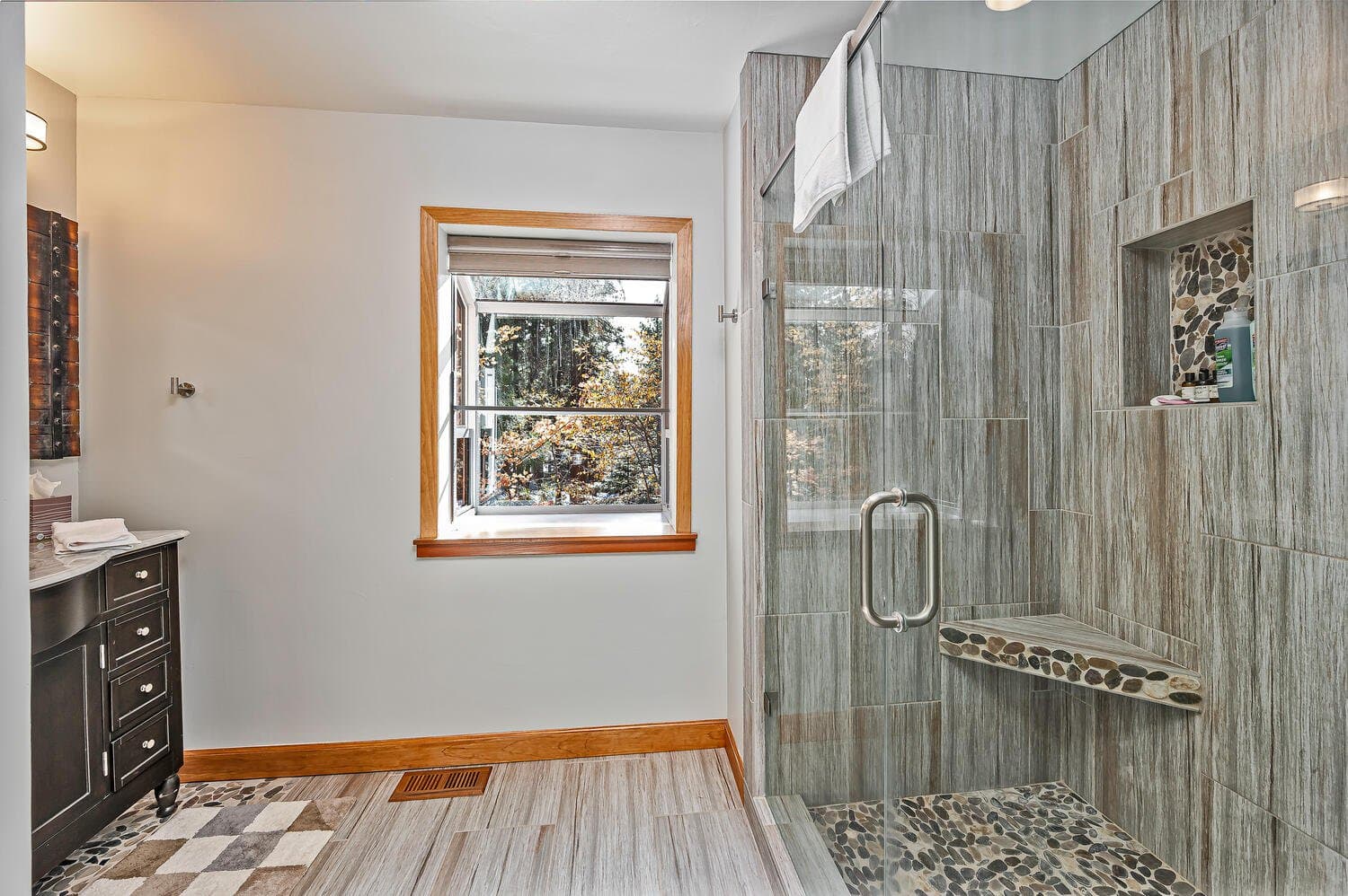 Lynda House - Image 13