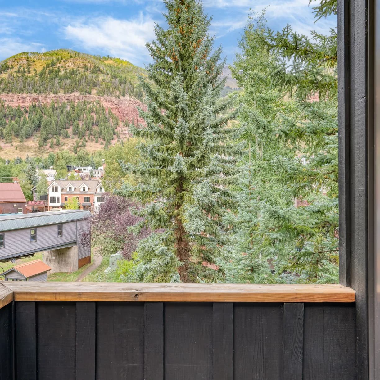 Manitou Riverhouse #115 - Image 13