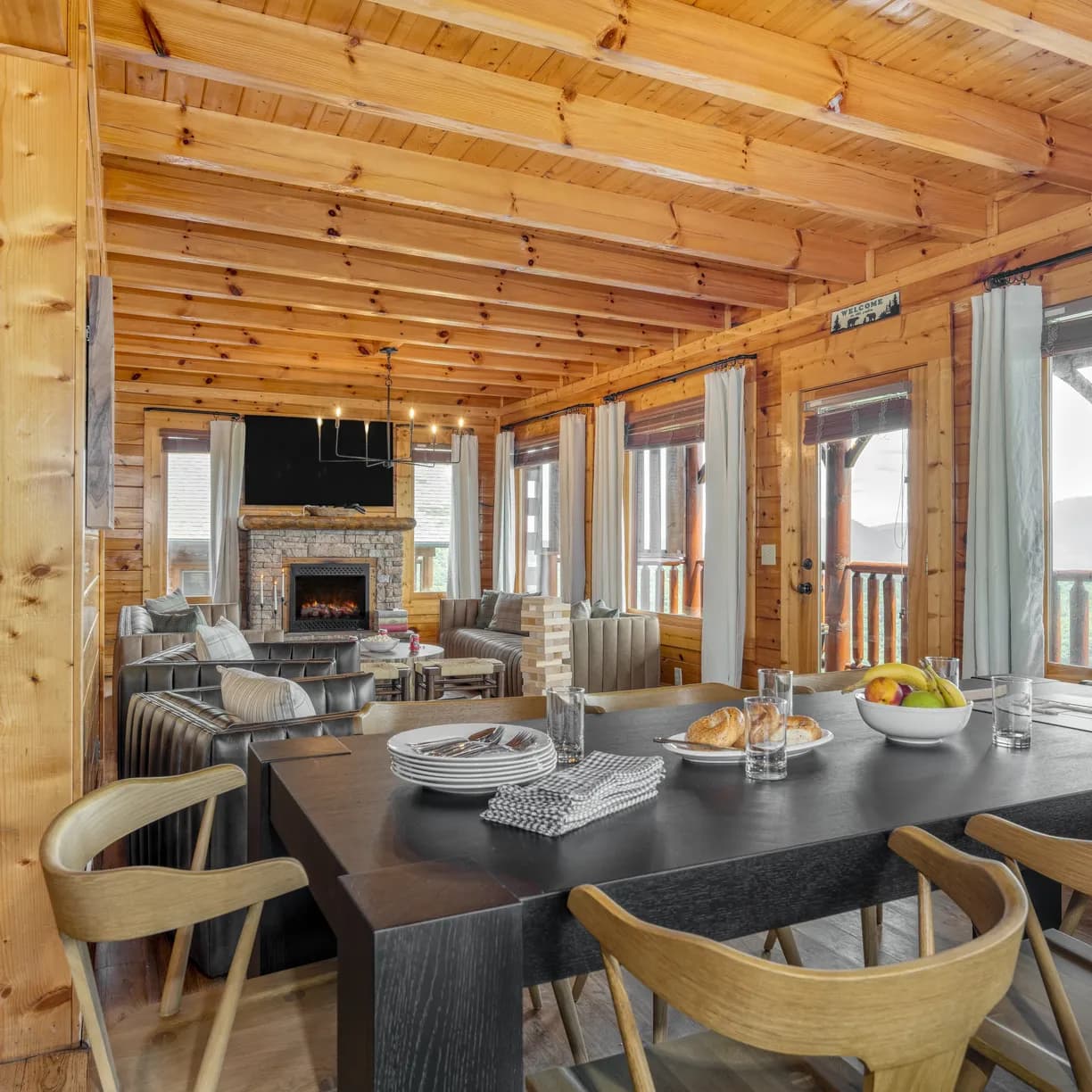 Delmont Manor - Image 14