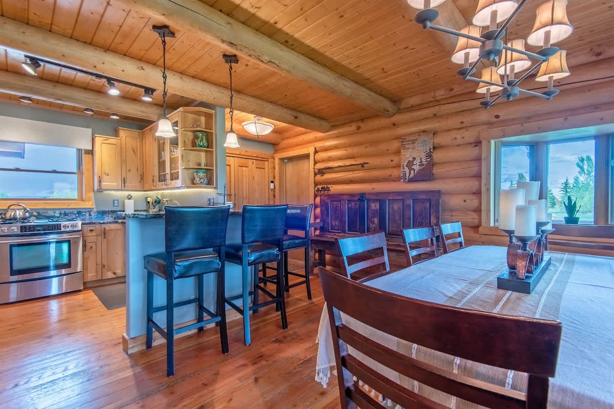 Teton Dreams Log Cabin - Image 5