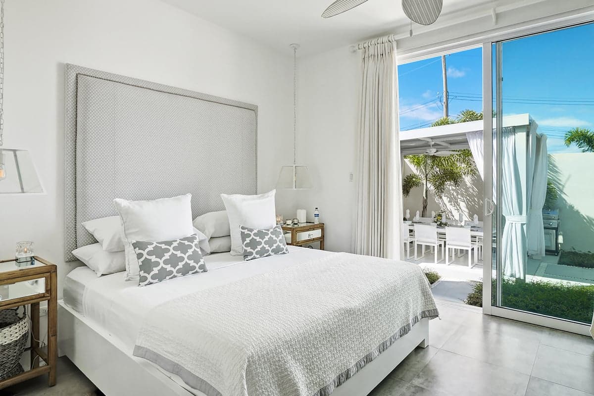 Footprints North - Image 5