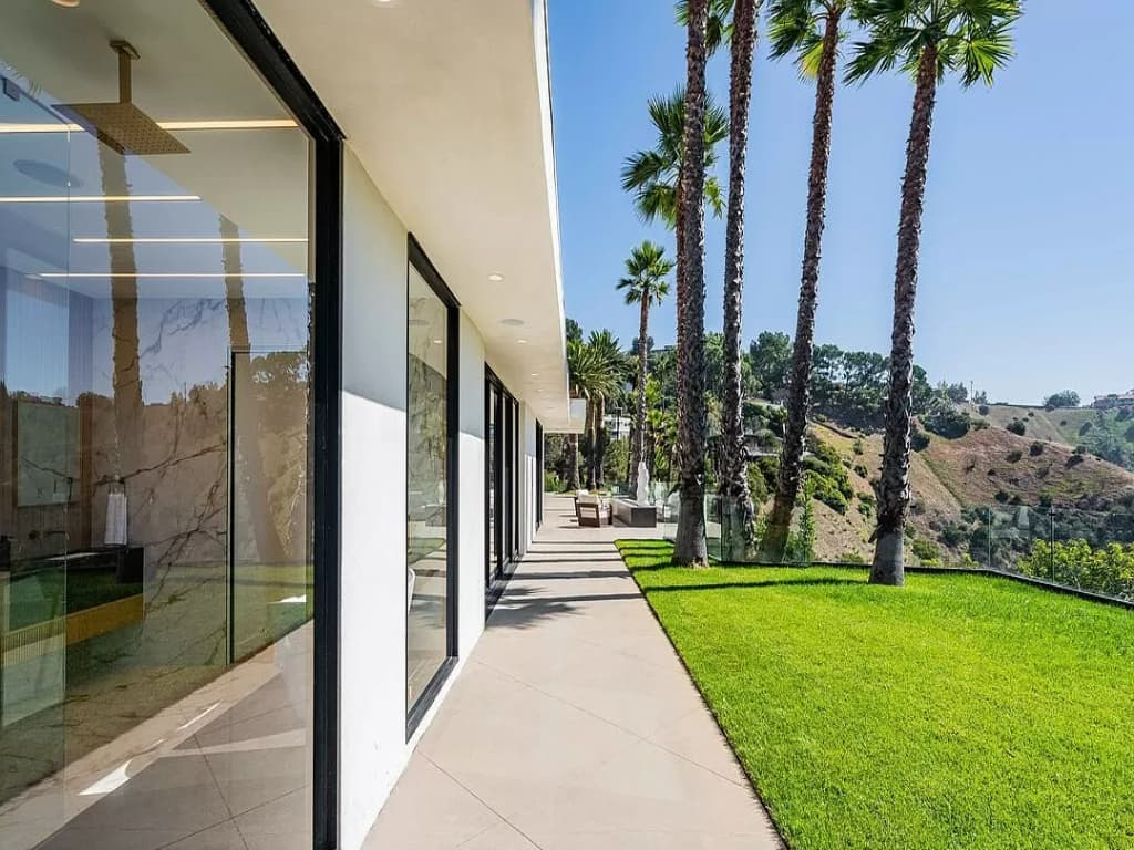 Monarch Modern - Image 45