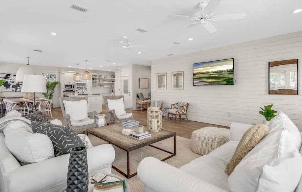 Beach Retreat - Image 4