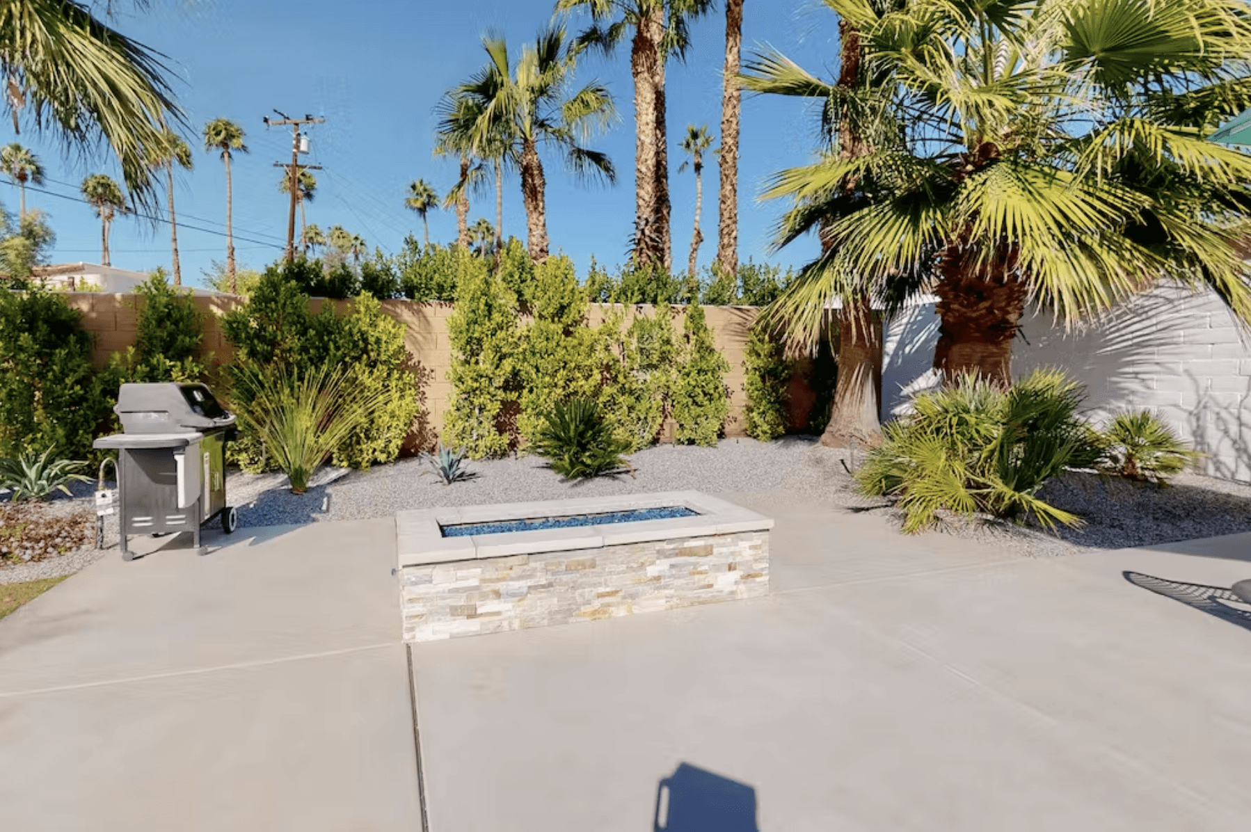 Golden Desert Willow Home - Image 5