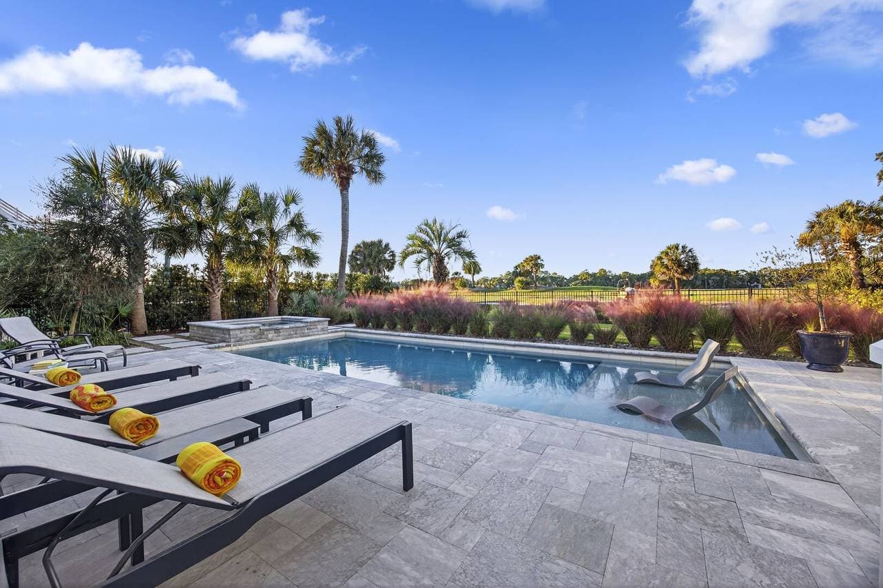 Heads Carolina - Image 37