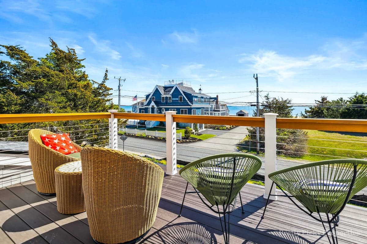 Lewis Bay Lookout - Image 2