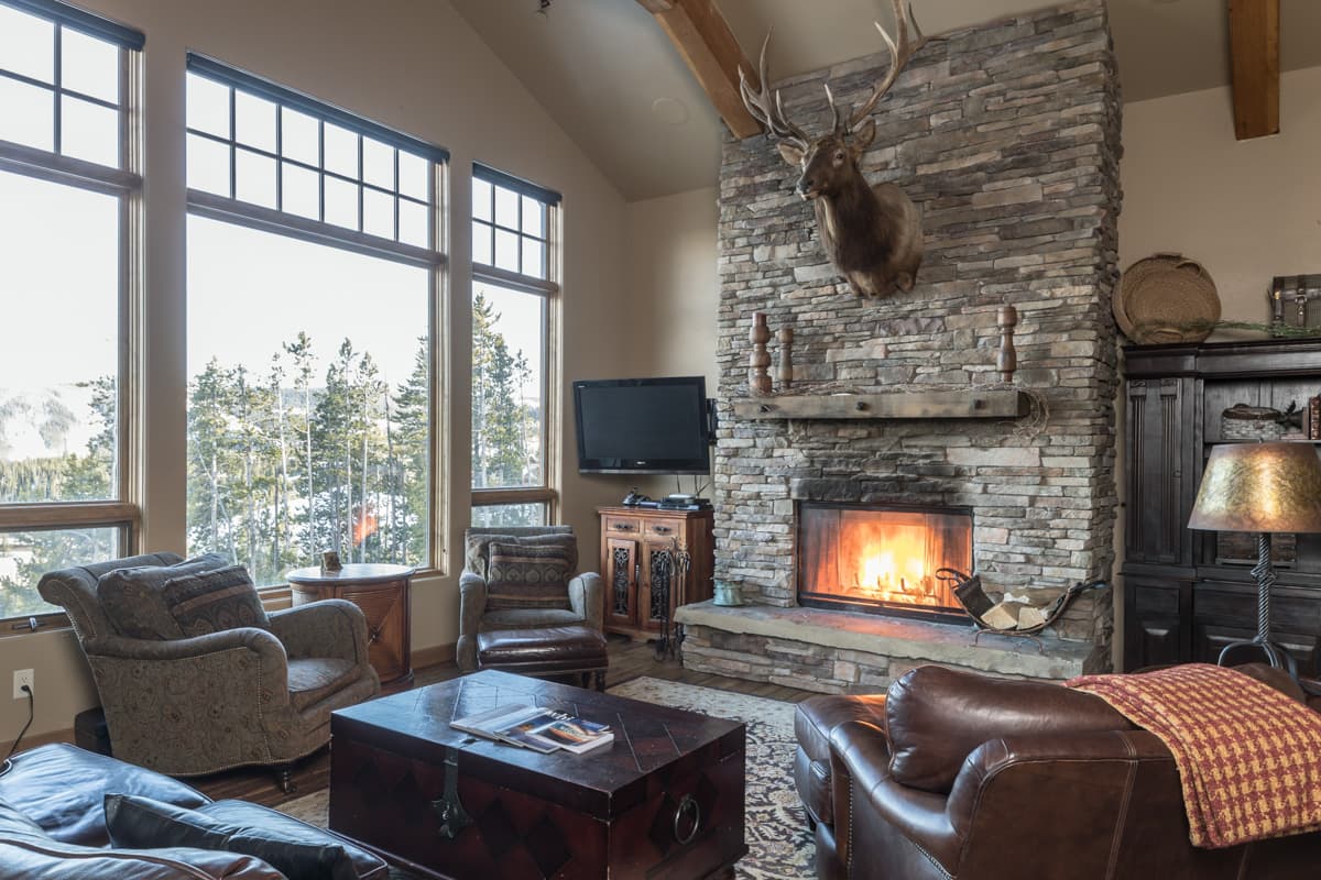 Wolf Pack Hideaway - Image 4