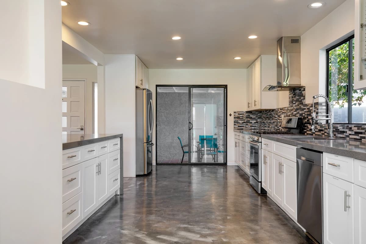 Quinta Blue - Image 11