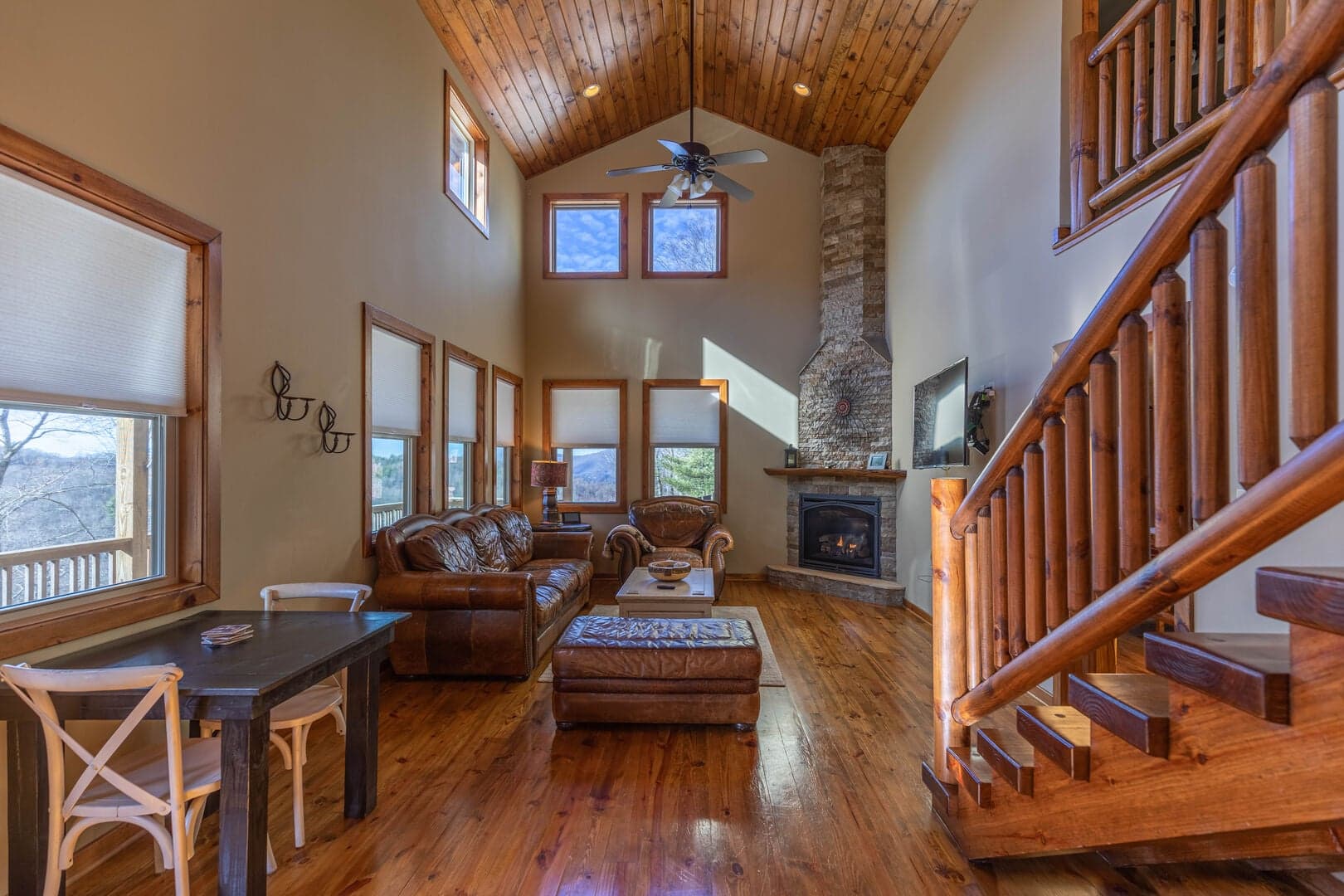 Skyland Cabin - Image 4