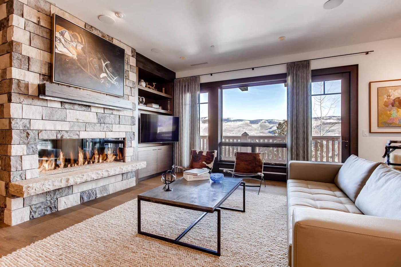 Lay Of The Land At Hummingbird Lodge - Image 4