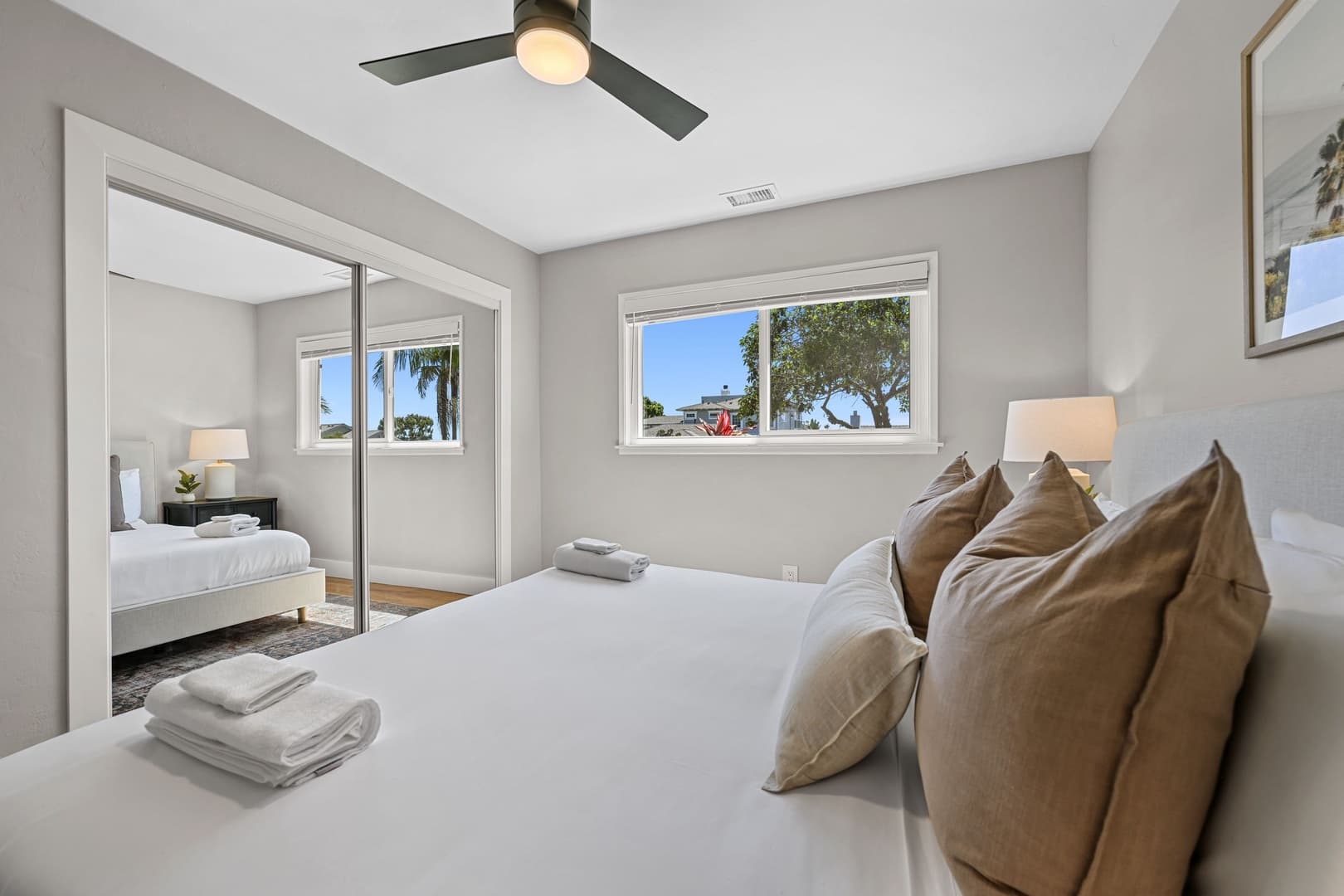 Pacific Beach Retreat - Image 20