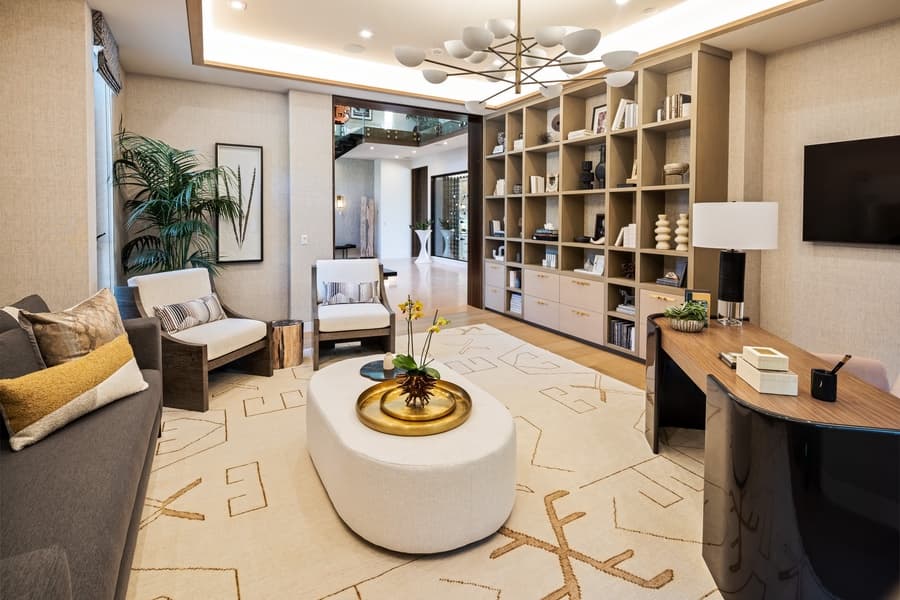 Diamond Head Grand Escape - Image 12