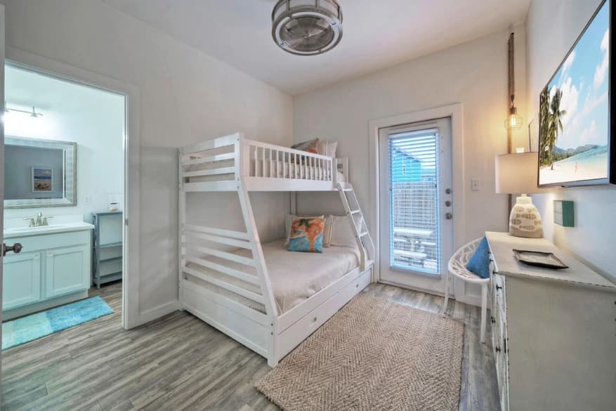 Tranquil Tides - Image 21