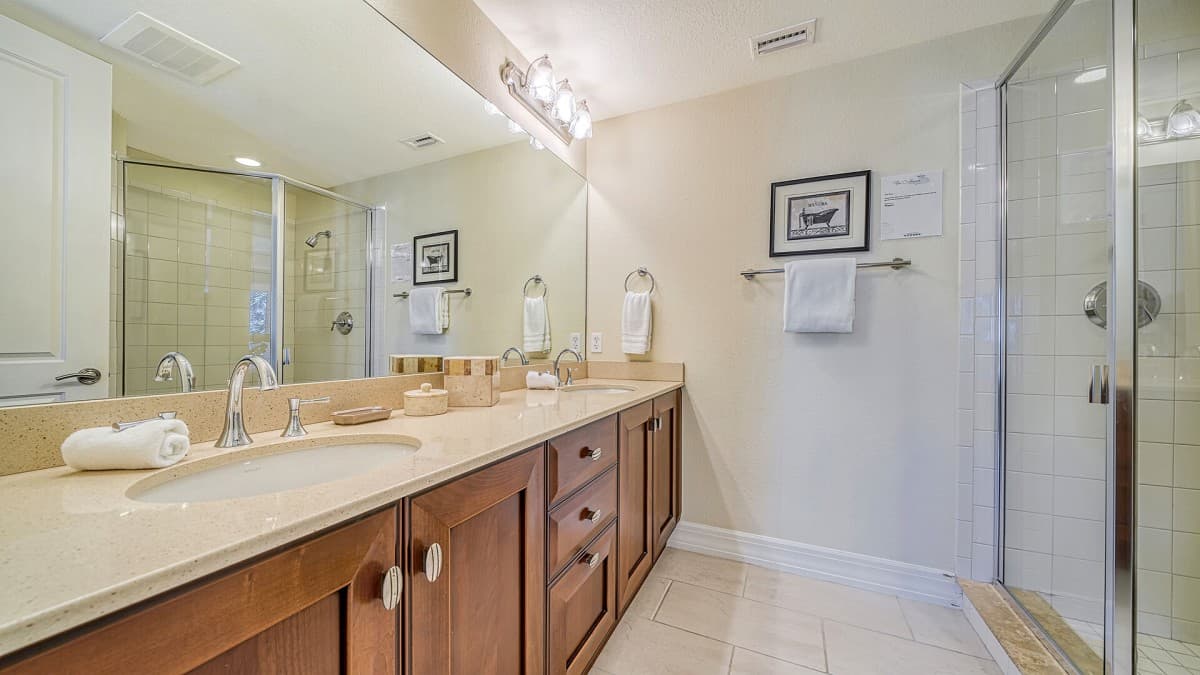 Sun Sea Terrace House - Image 16