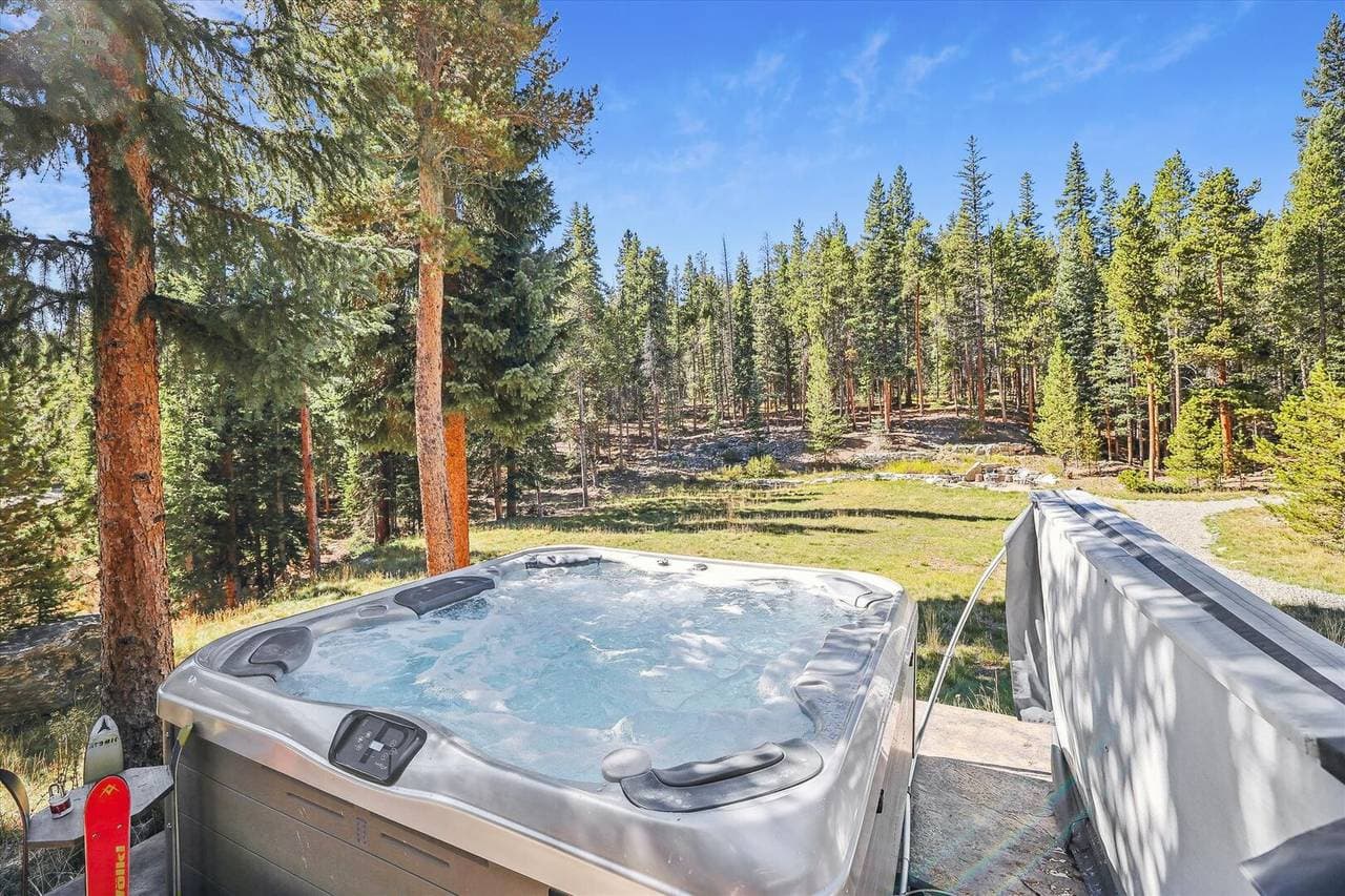 Summit Solitude Estate - Image 2