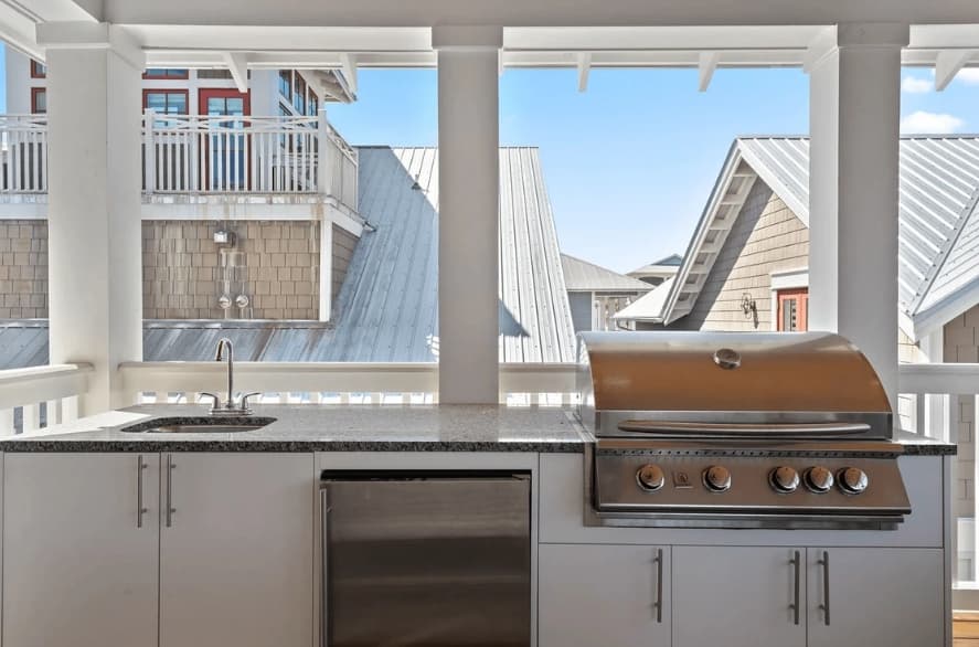 Out of Office Beaches - Image 40