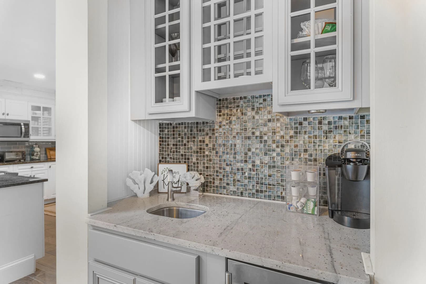 Island Time - Image 11