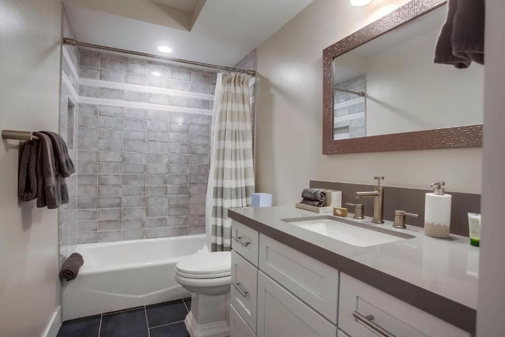 Opal Oasis - Image 36