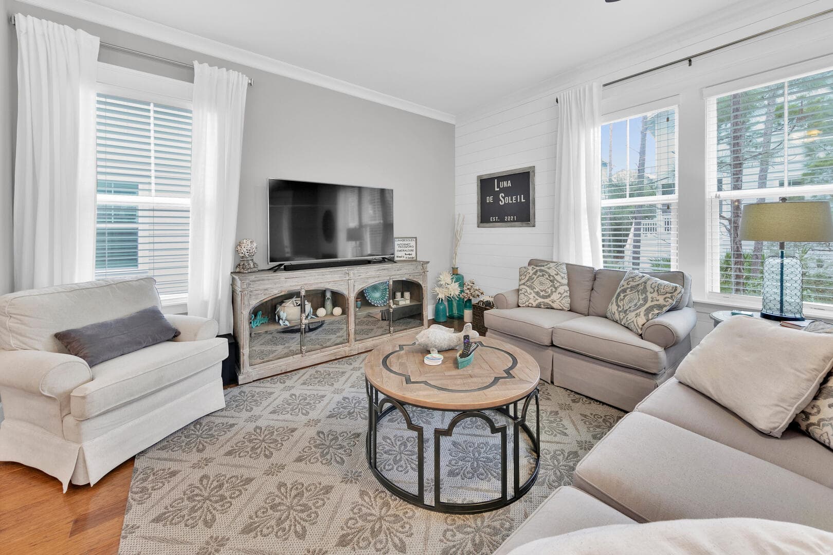 Luna De Soleil - Image 2