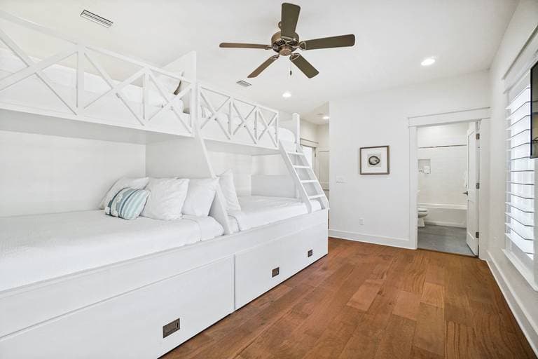 Georgia Peach at the Beach - Image 38