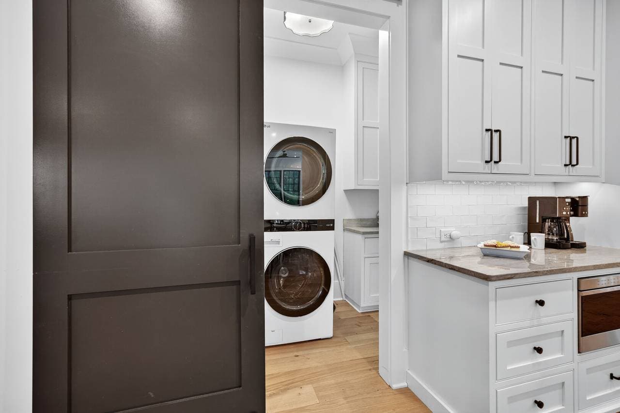 Snowy Egret Lane - Image 18