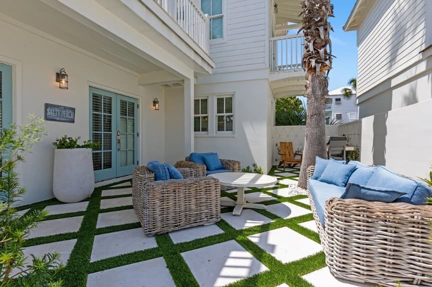 Salty Perch - Image 35