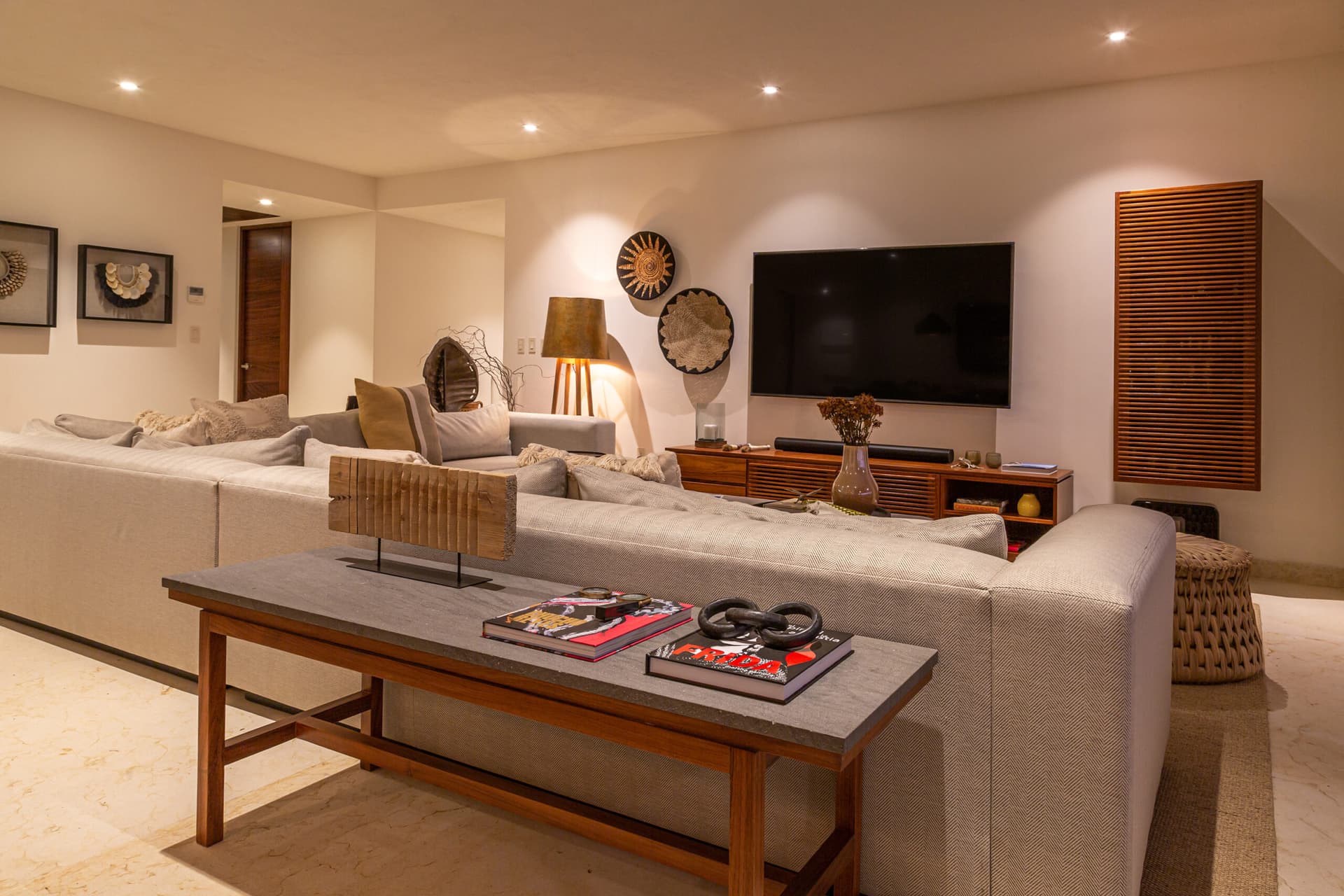 Tau Residences #321 - Image 4