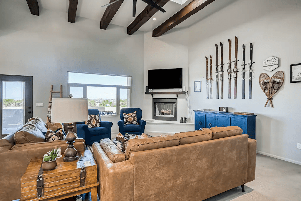 Casa Ponderosa - Image 2