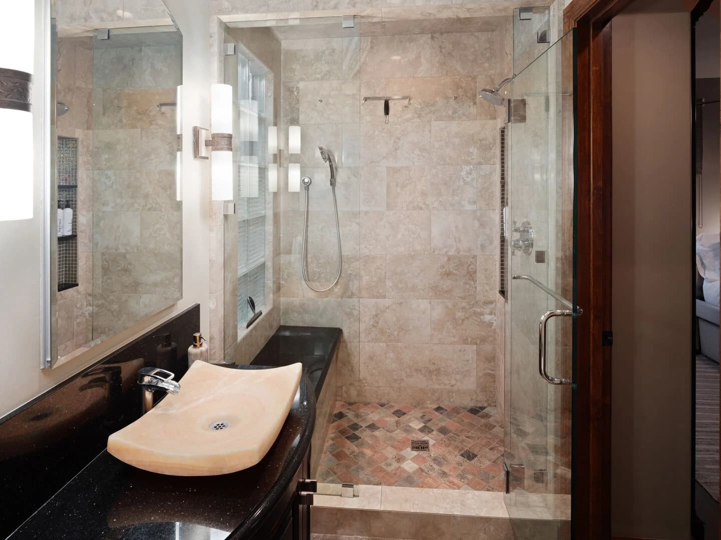 York Resort - Image 11