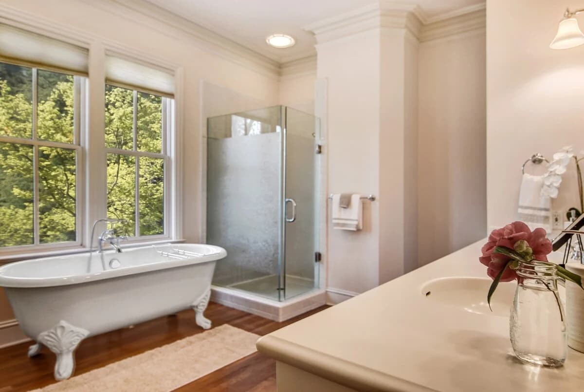 Armstrong Estate - Image 23