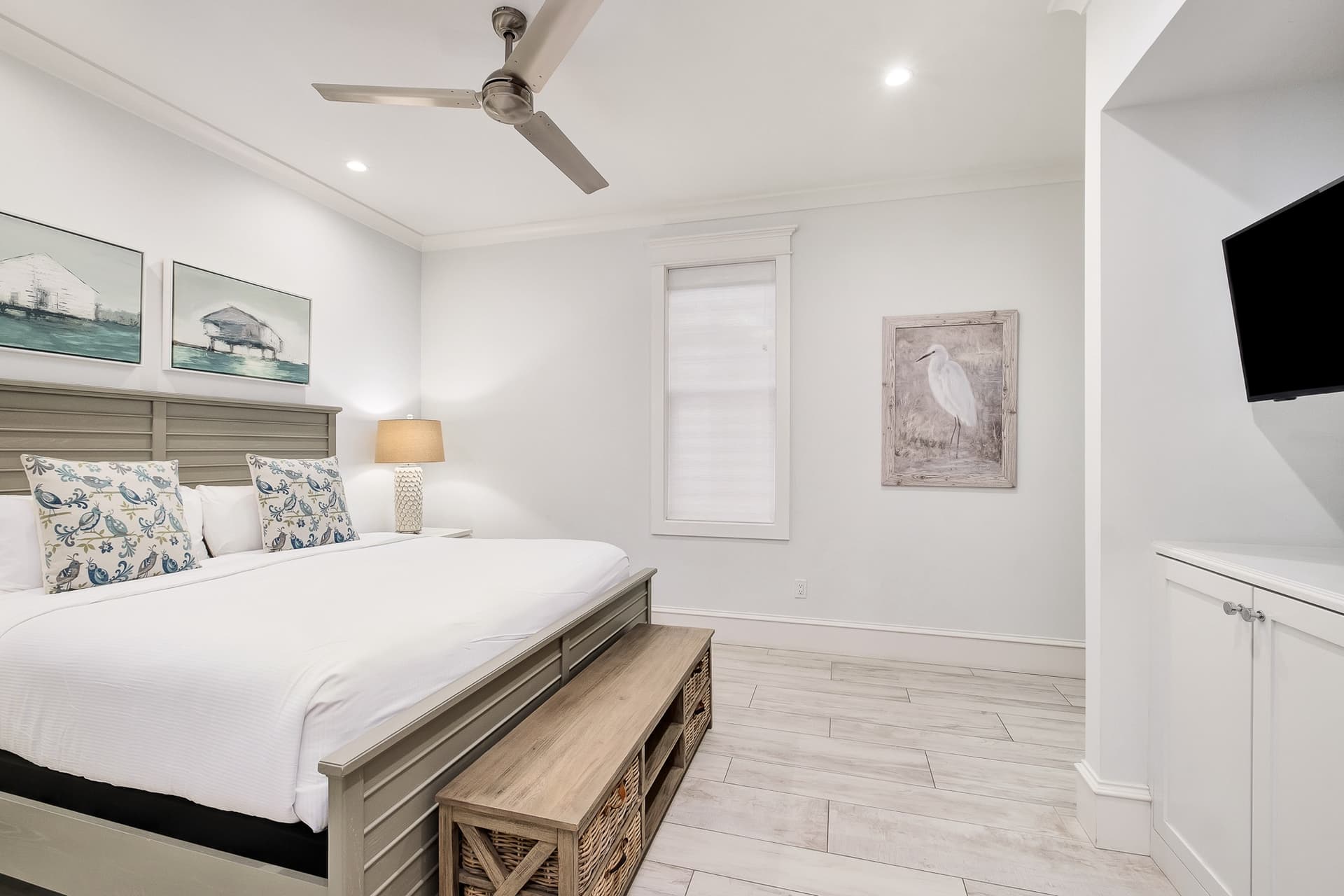 Oasis at Park Row Manor - Image 20