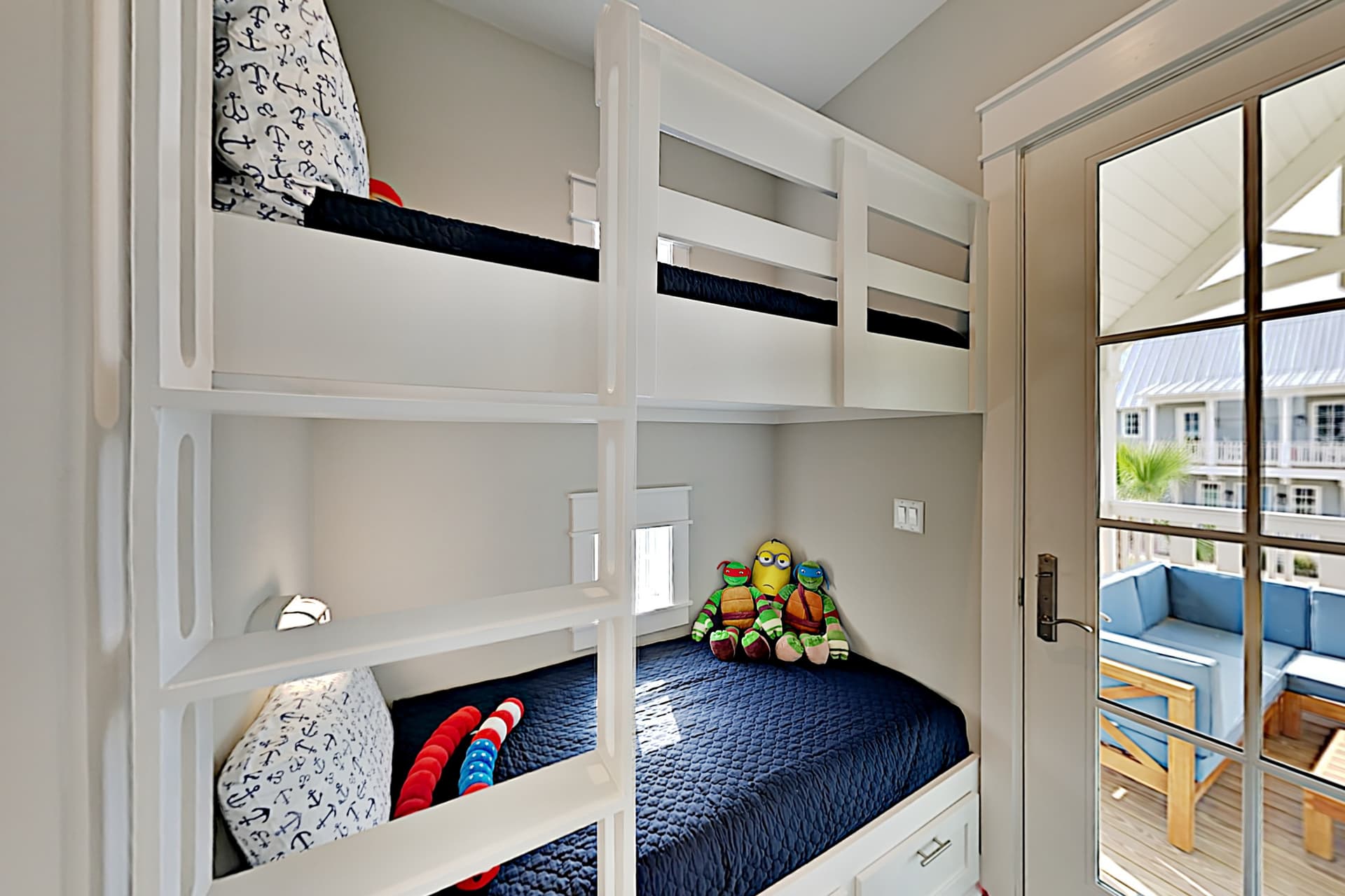 Crab Manor - Image 23