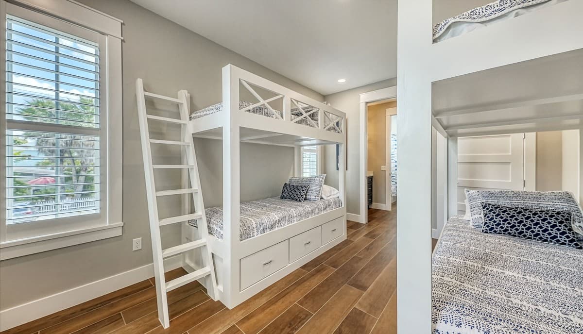 Tropical Oasis - Image 35