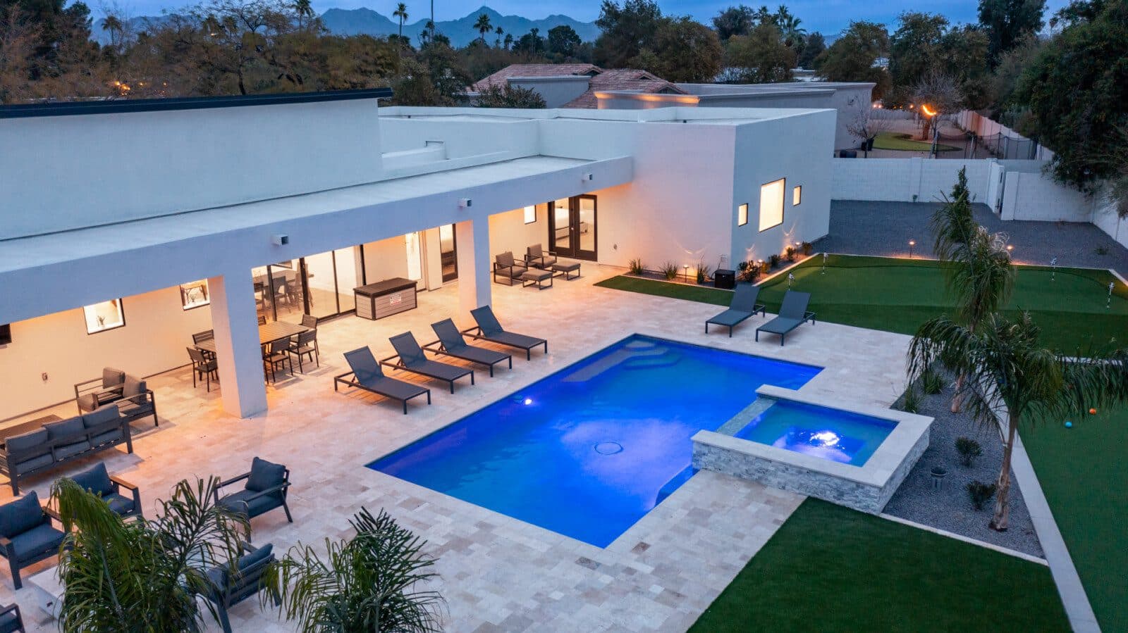 Palm Silhouette Villa - Image 38