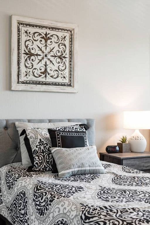 Rustic Modern Townhouse - Image 20